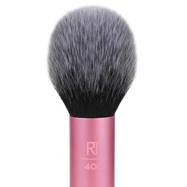 real-techniques-blush-brush | Slashed Beauty Blush Brush | Real Techniques Blush Brush | Makeup Brushes for Beginners | Slashed Beauty