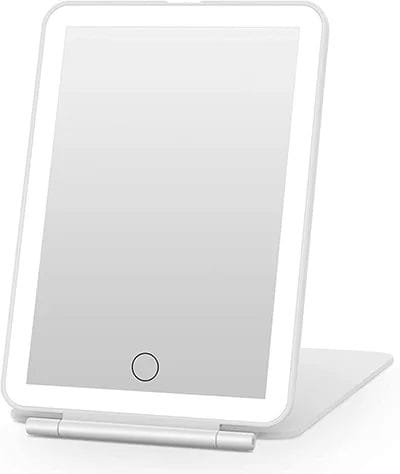 best-travel-lighted-makeup-mirror | Slashed Beauty Lighted Makeup Mirror for Travel | Best Amazon Beauty Products | Slashed Beauty