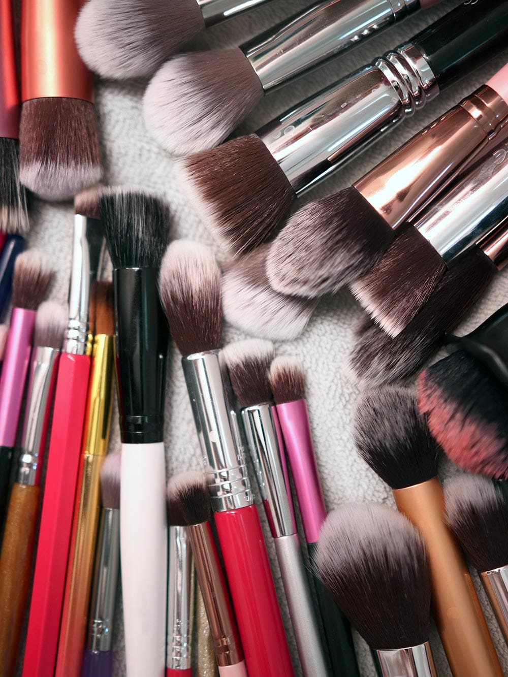 How to Wash Makeup Brushes